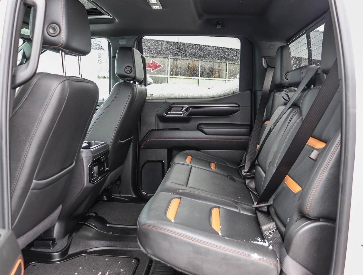 2024 GMC Sierra 1500 AT4 Photo