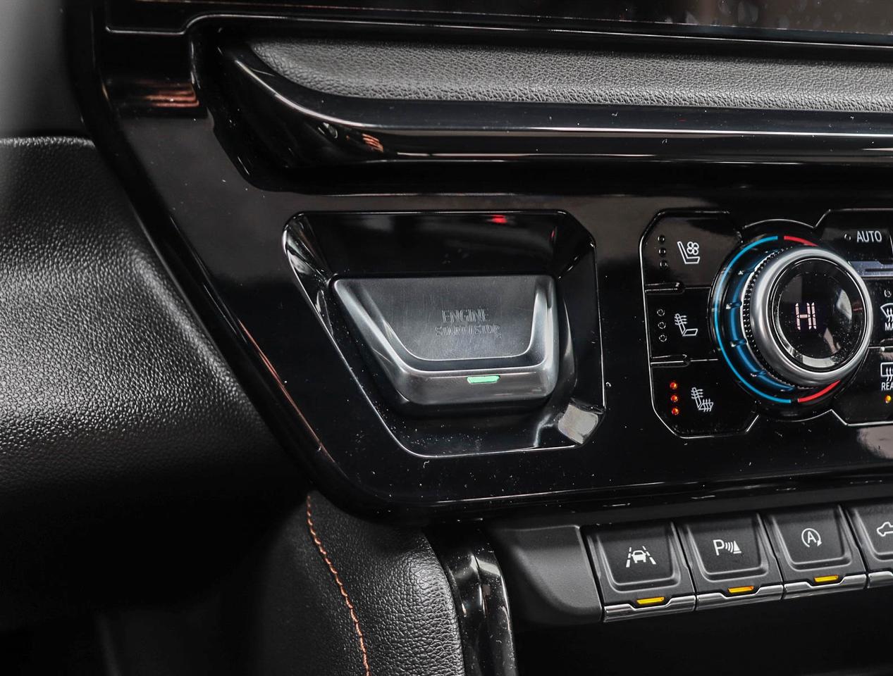 2024 GMC Sierra 1500 AT4 Photo
