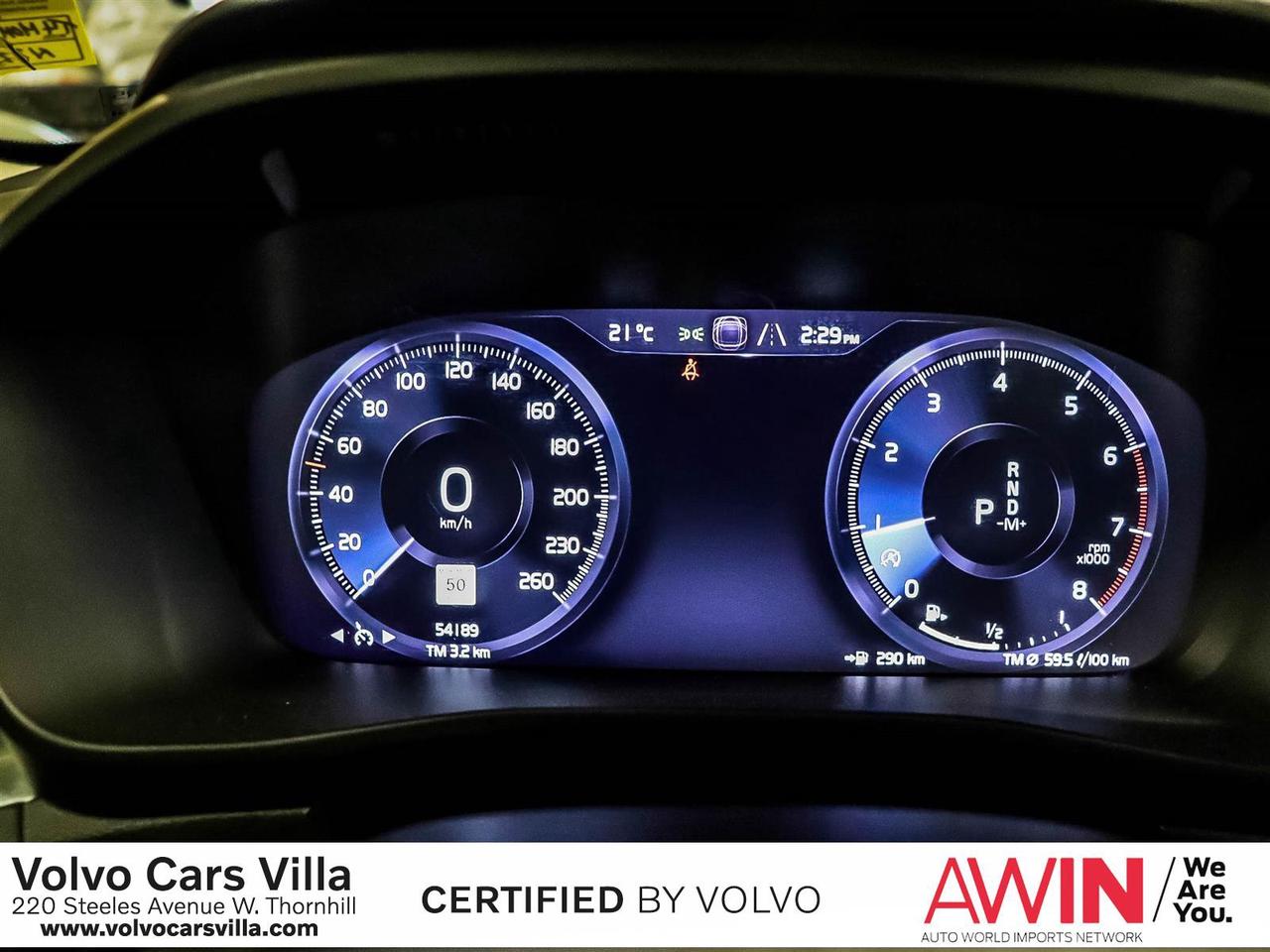 2022 Volvo XC40 T4 AWD Momentum Photo