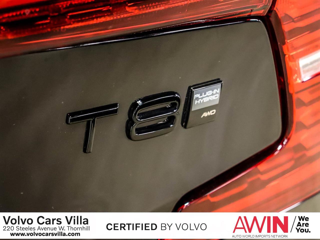 2025 Volvo S60 Plug-In Hybrid T8 AWD Ultra Black Edition Photo