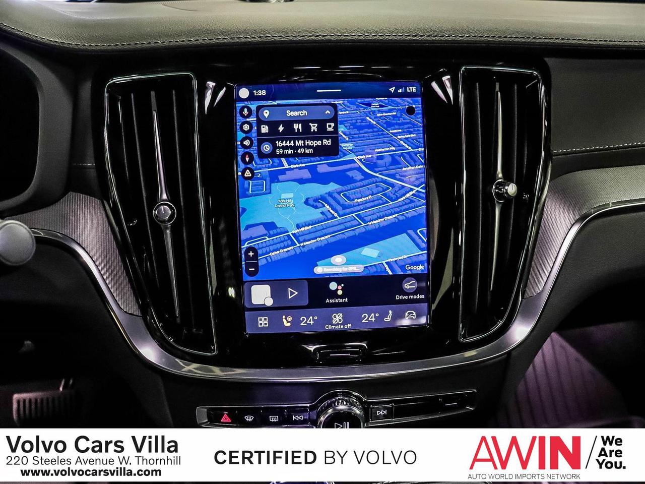 2025 Volvo S60 Plug-In Hybrid T8 AWD Ultra Black Edition Photo