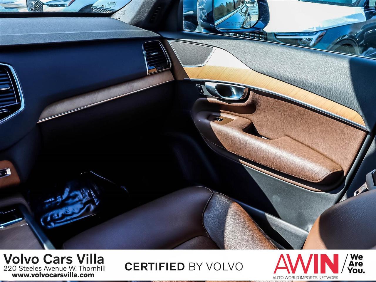 2022 Volvo XC90 T6 AWD Momentum (7-Seat) Photo