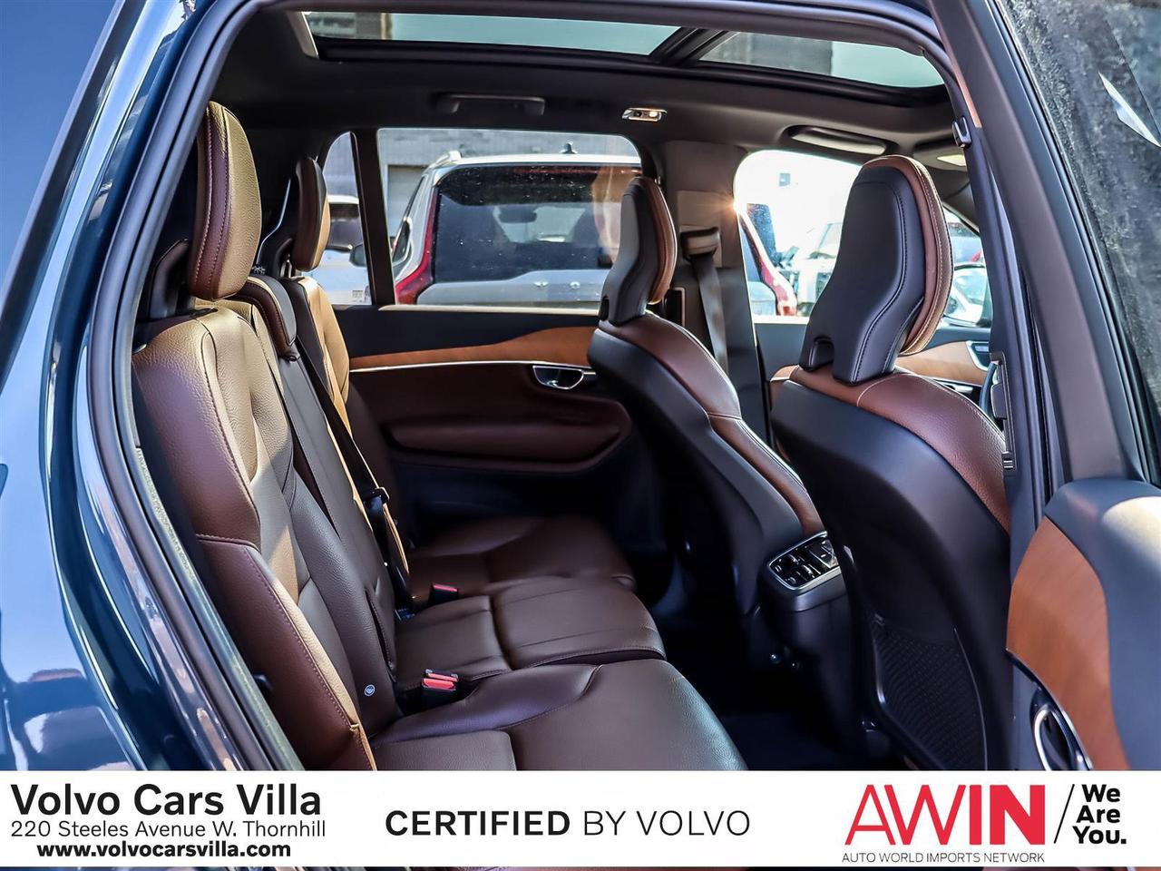 2022 Volvo XC90 T6 AWD Momentum (7-Seat) Photo