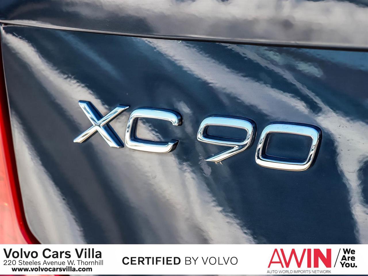 2022 Volvo XC90 T6 AWD Momentum (7-Seat) Photo