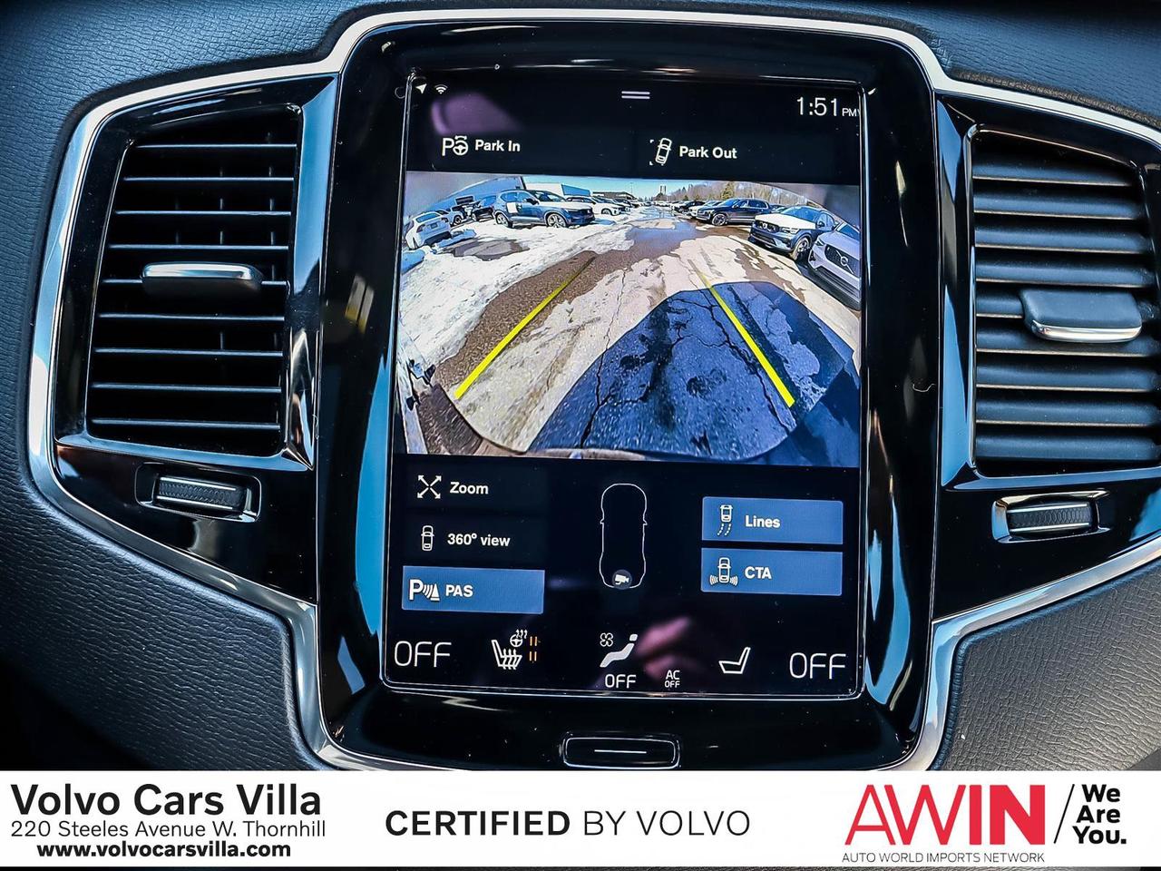 2022 Volvo XC90 T6 AWD Momentum (7-Seat) Photo