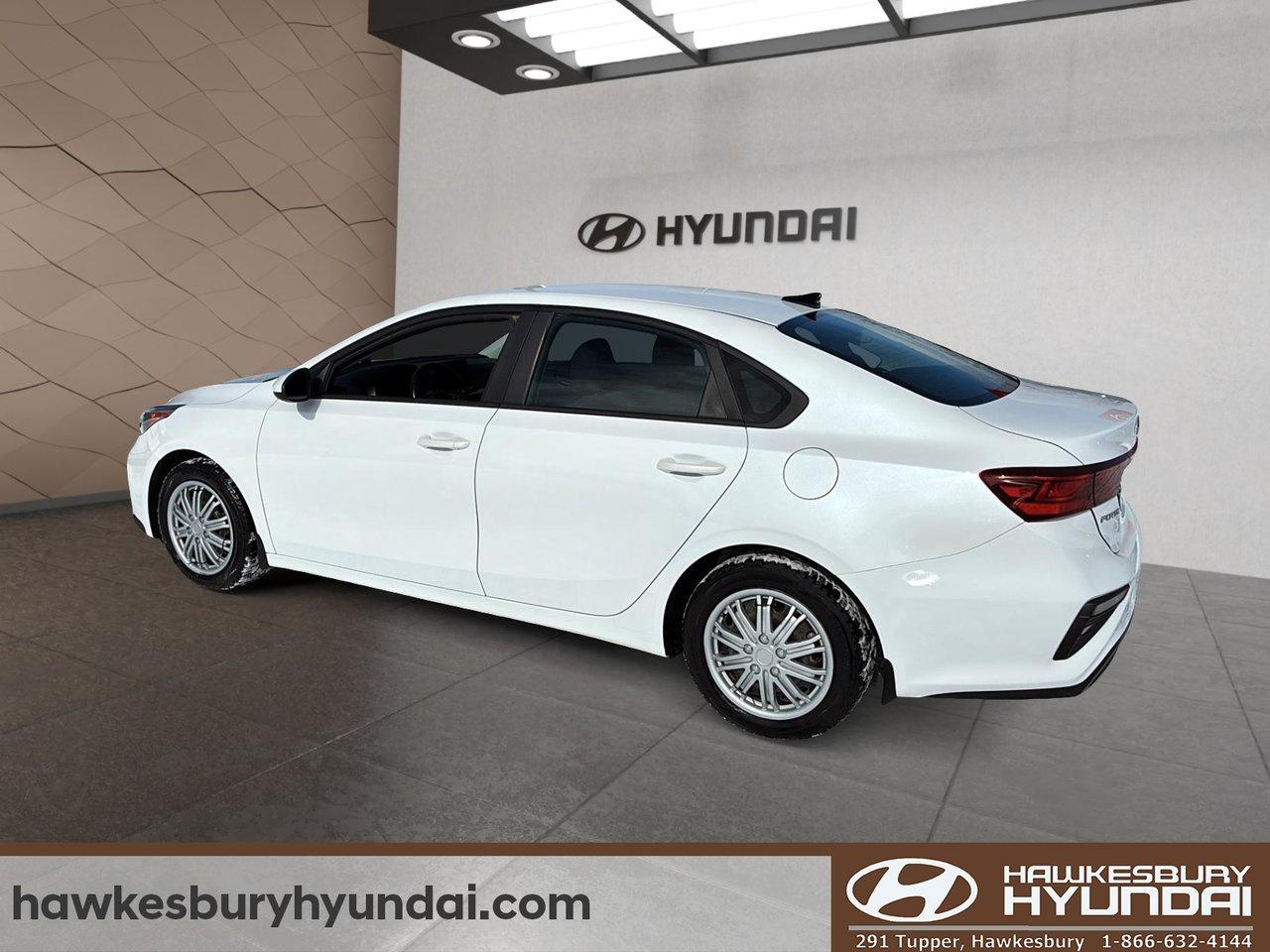 2021 Kia Forte LX Photo3