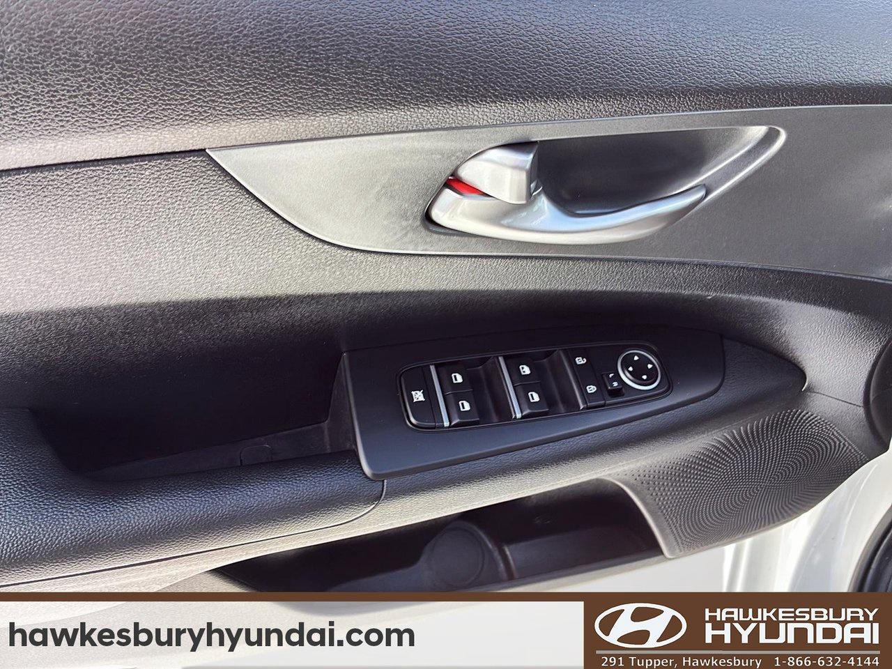 2021 Kia Forte LX Photo