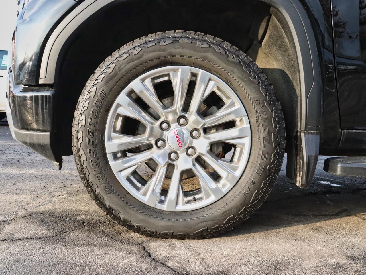 2023 GMC Sierra 1500 Denali Crew Cab Short Box 4WD Photo