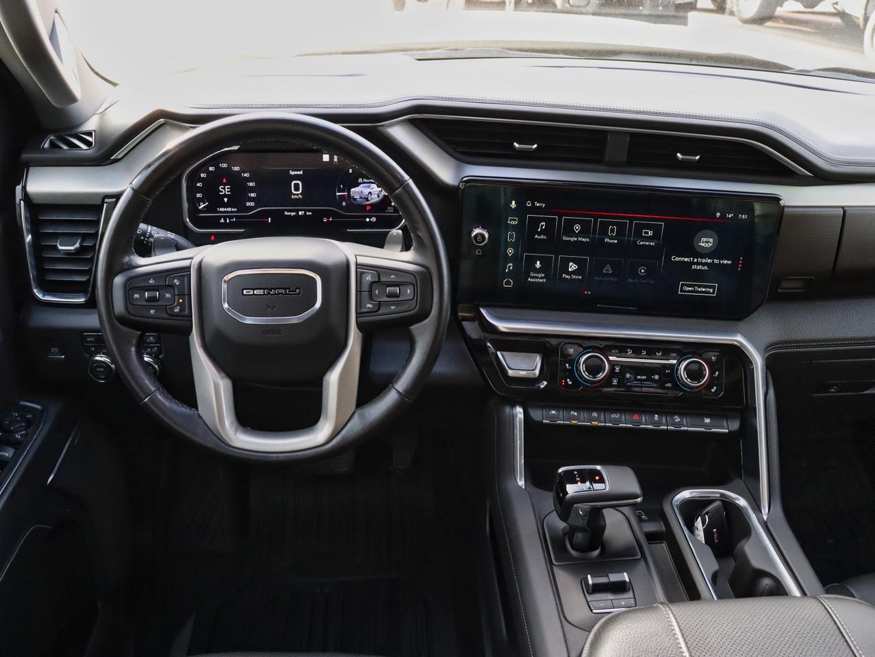 2023 GMC Sierra 1500 Denali Crew Cab Short Box 4WD Photo