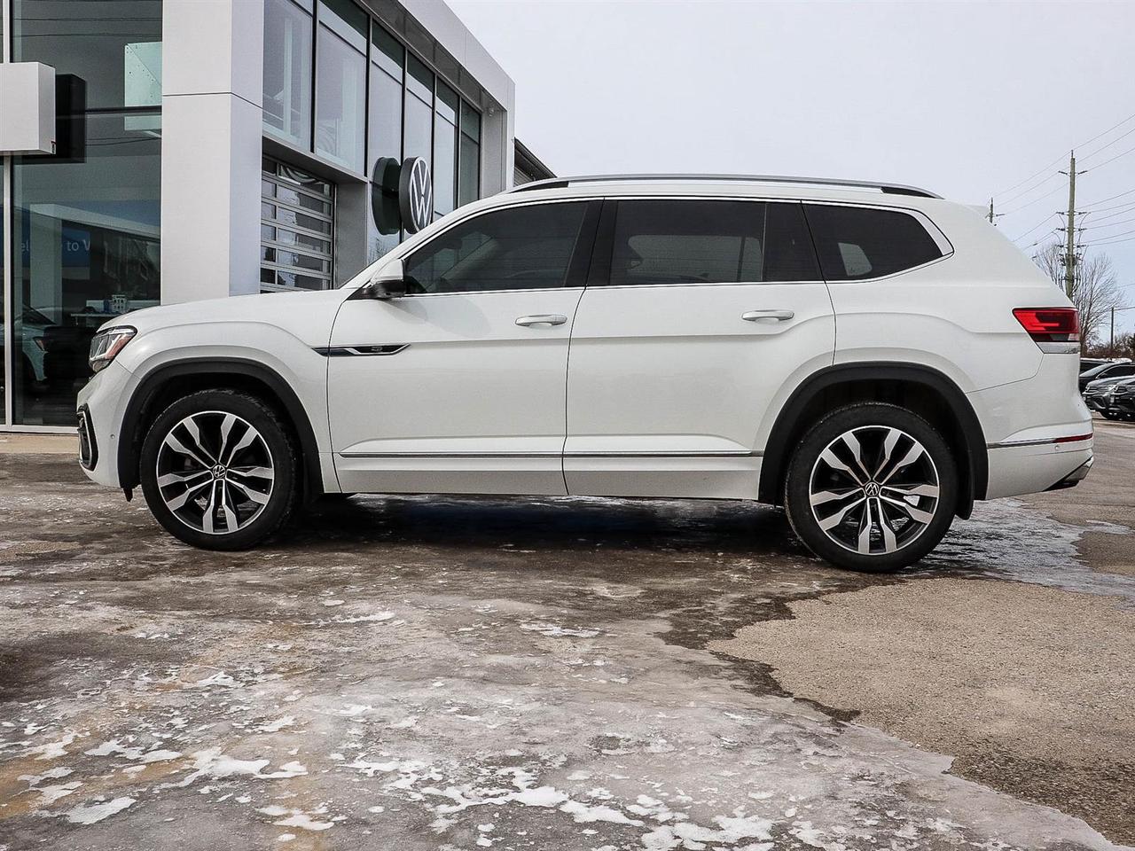 2021 Volkswagen Atlas EXECLINE Photo