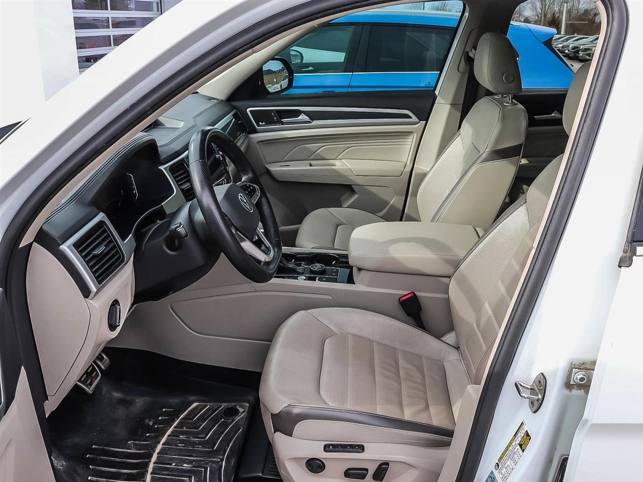 2021 Volkswagen Atlas EXECLINE Photo