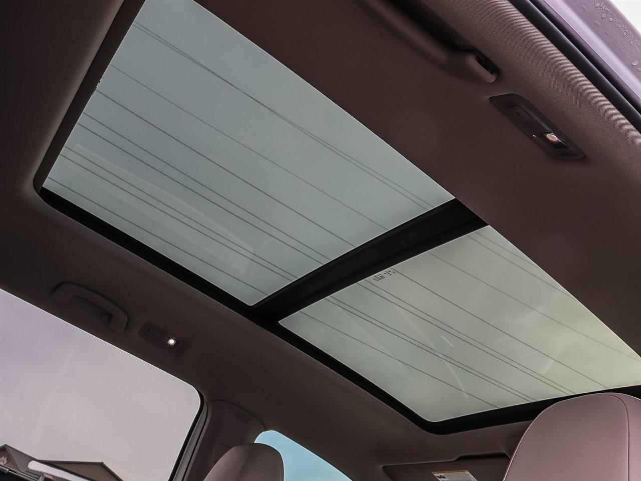 2021 Volkswagen Atlas EXECLINE Photo