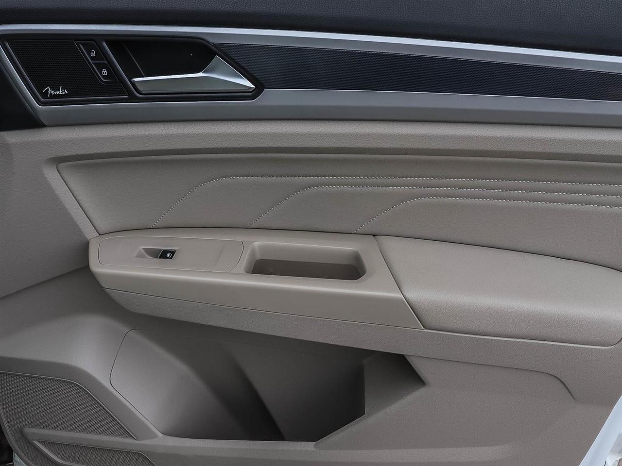 2021 Volkswagen Atlas EXECLINE Photo
