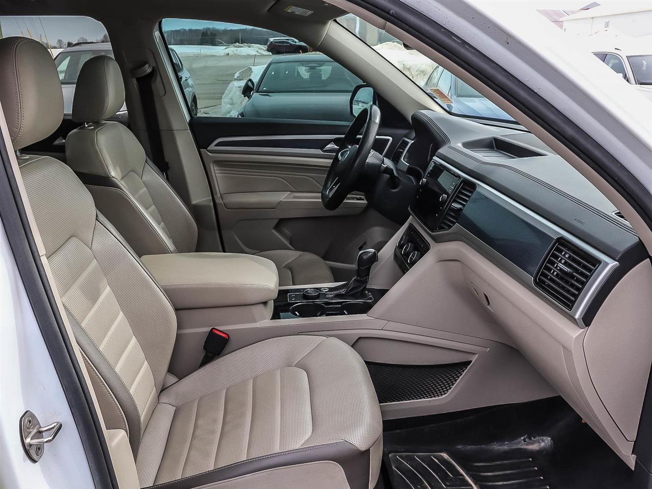 2021 Volkswagen Atlas EXECLINE Photo