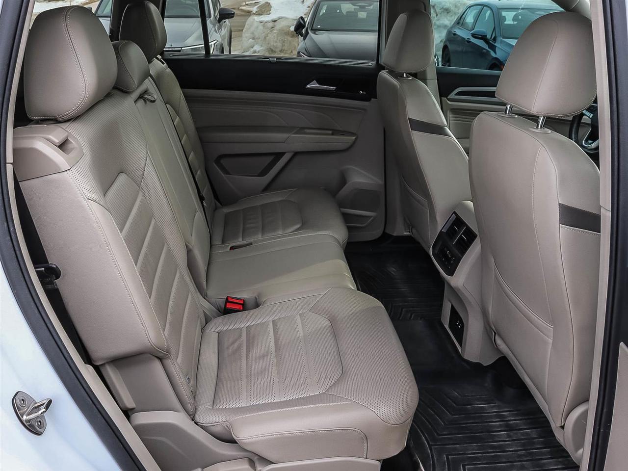 2021 Volkswagen Atlas EXECLINE Photo