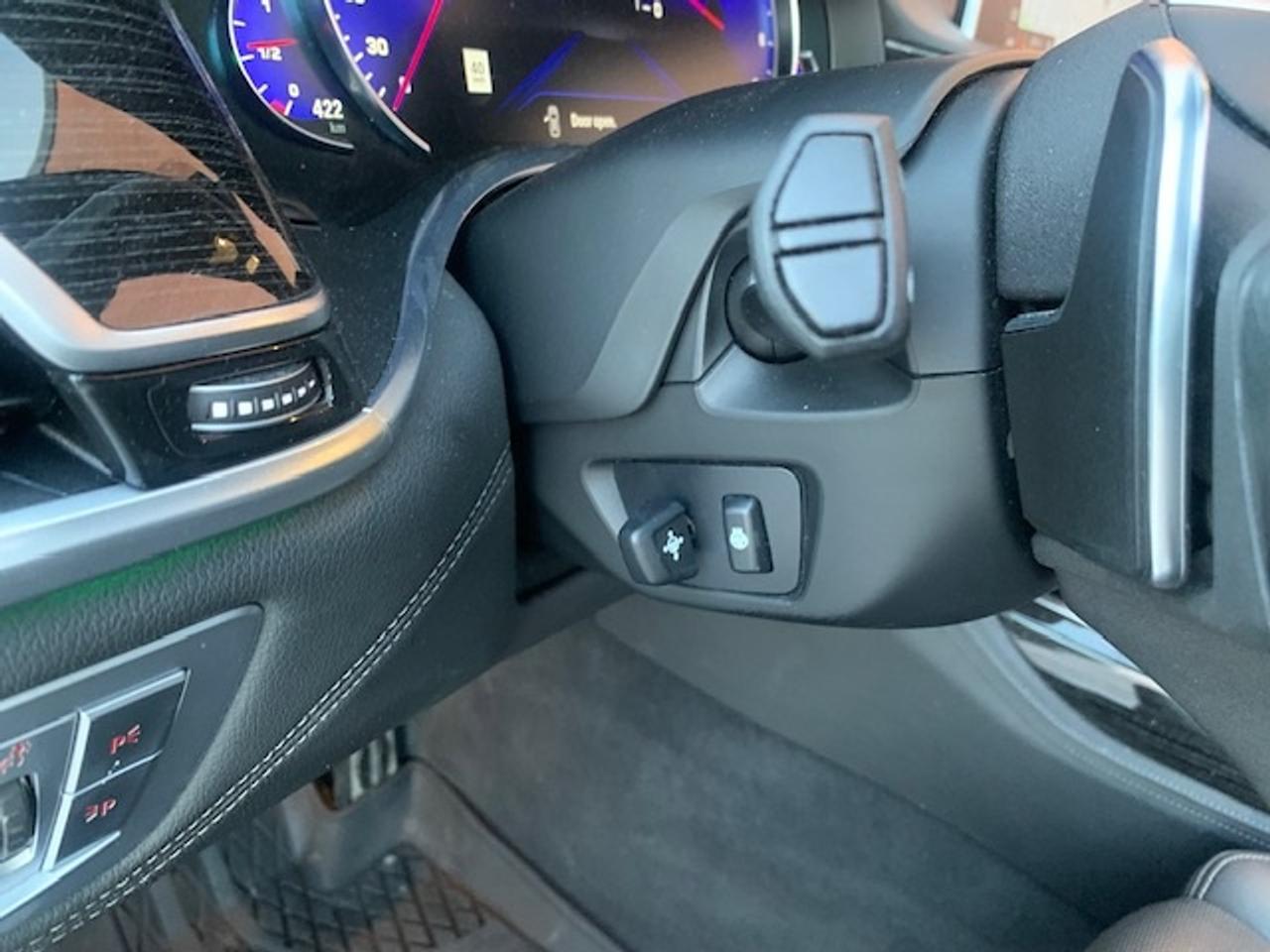 2018 BMW 750i XDRIVE M-SPORT Photo
