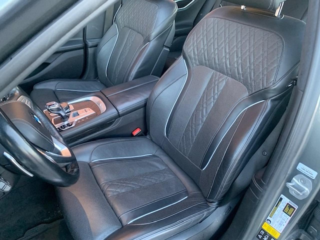 2018 BMW 750i XDRIVE M-SPORT Photo