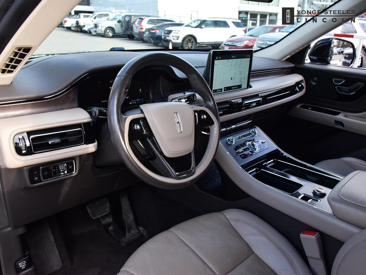 2023 Lincoln Aviator GRAND TOURING PHEV 3.0L V6 GOOD CONDITION Photo