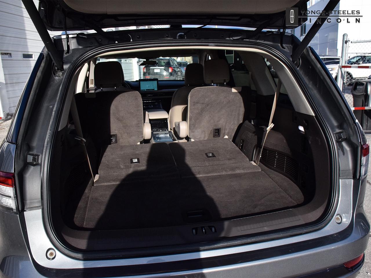 2023 Lincoln Aviator GRAND TOURING PHEV 3.0L V6 GOOD CONDITION Photo