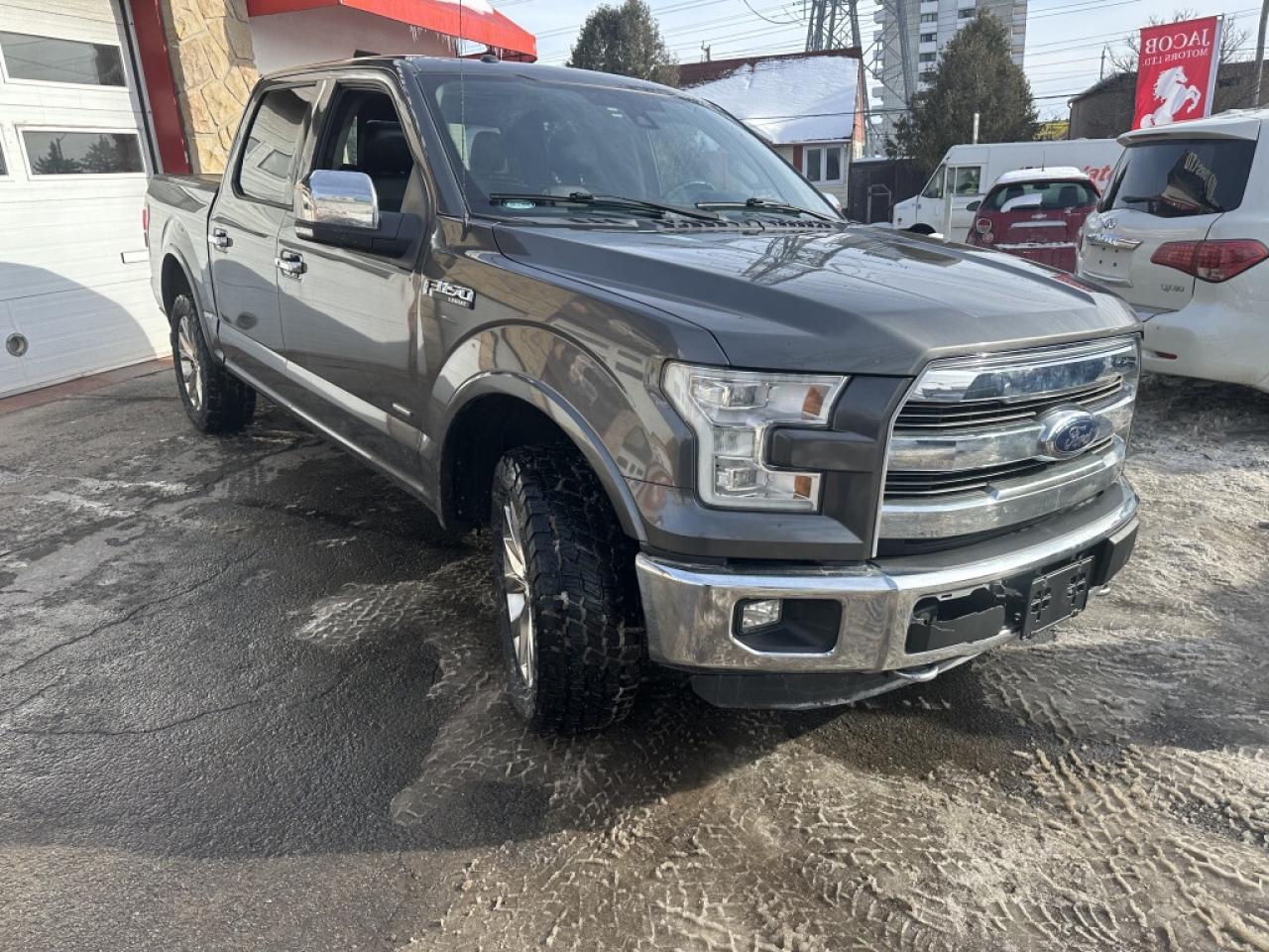 2015 Ford F-150 4WD SUPERCREW 145" LARIAT Photo