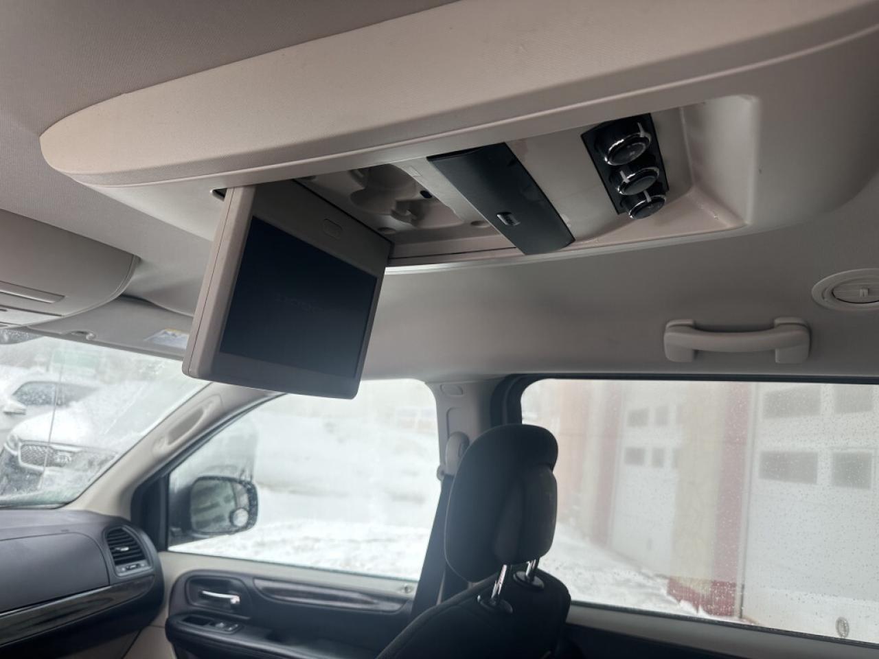 2012 Dodge Grand Caravan 4dr Wgn SXT Photo