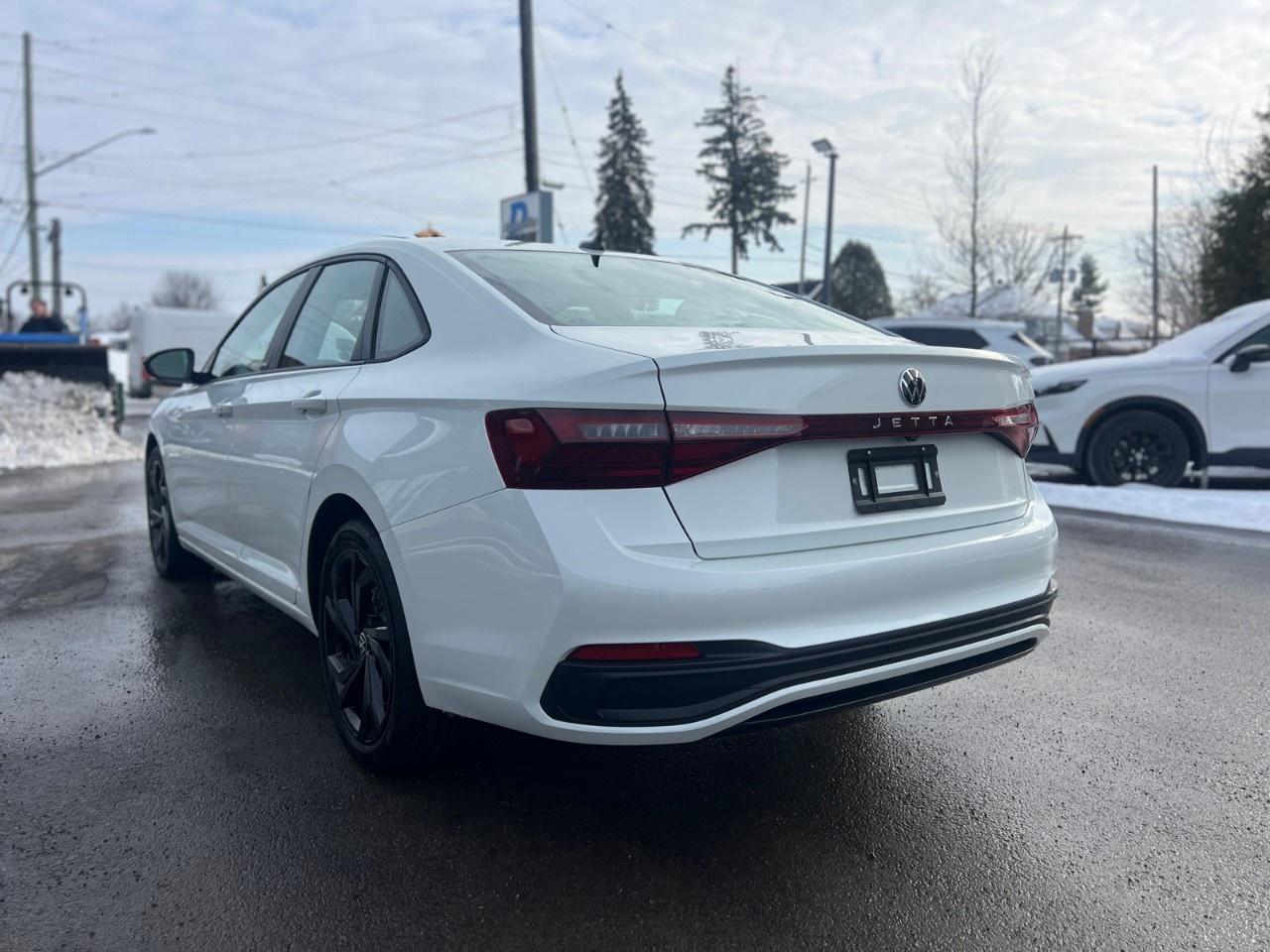 2026 Volkswagen Jetta Comfortline AUTO Photo4