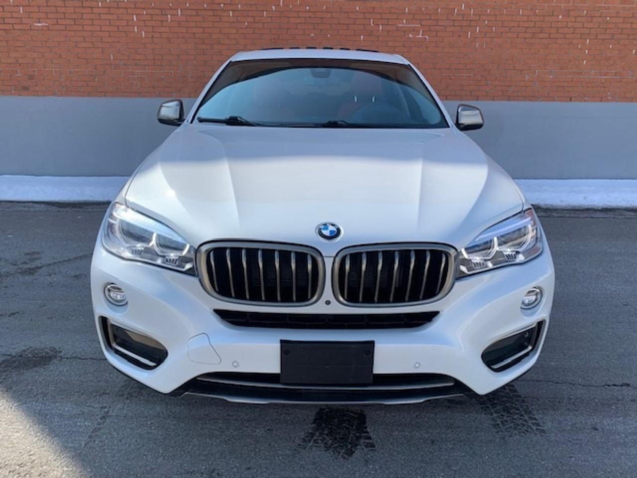 2016 BMW X6 xDrive35i Photo