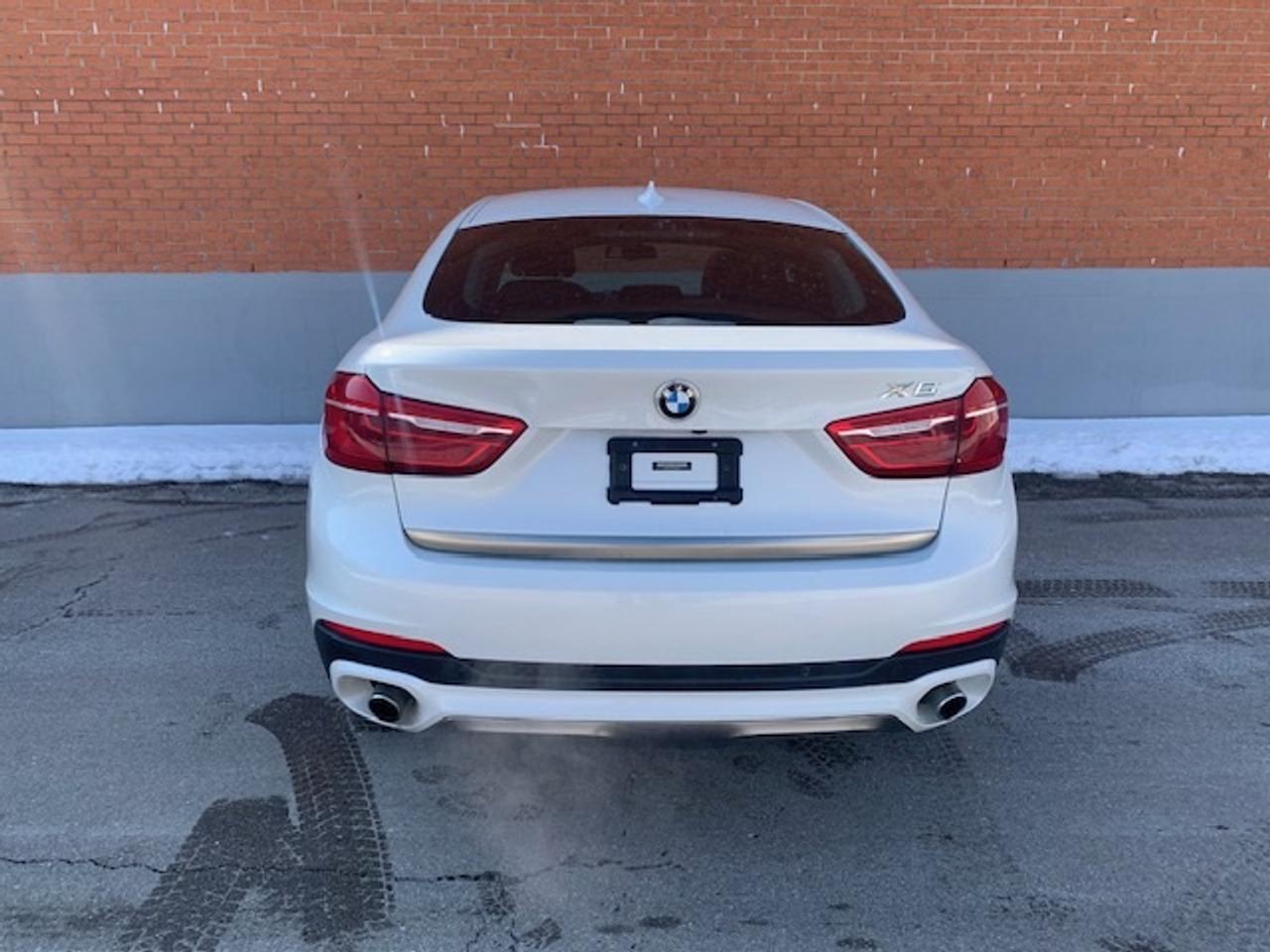 2016 BMW X6 xDrive35i Photo