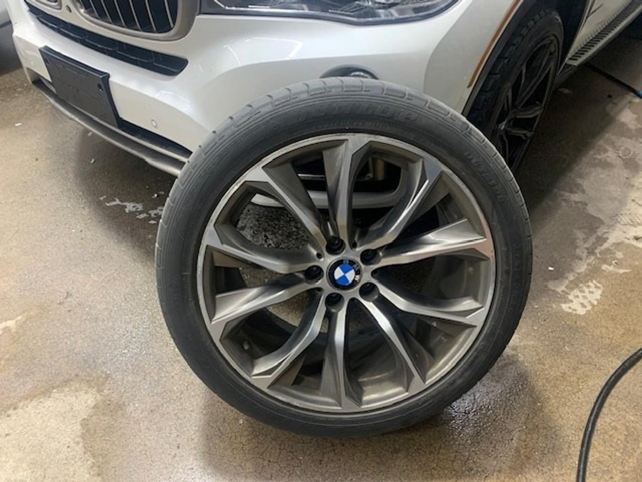 2016 BMW X6 xDrive35i Photo