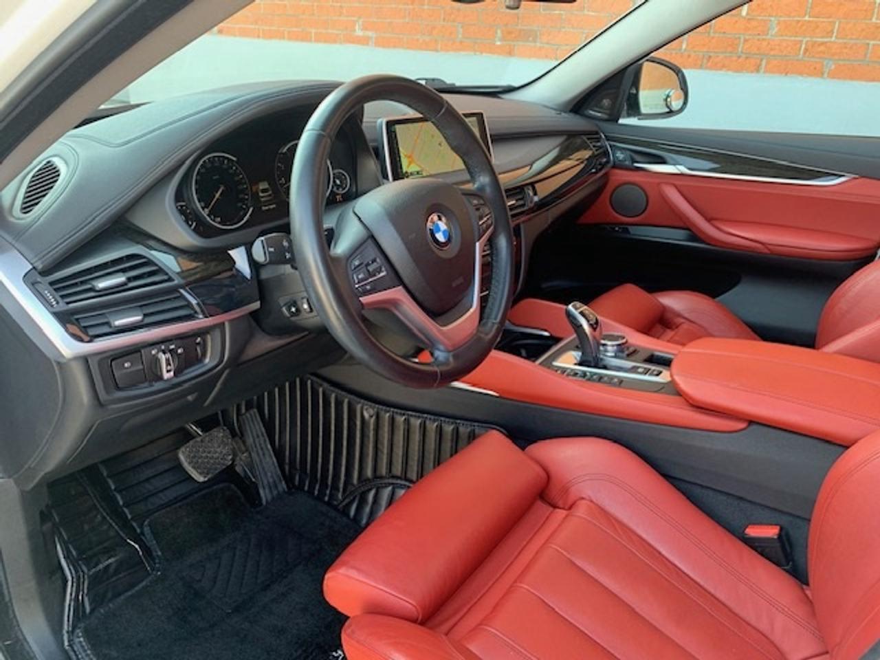 2016 BMW X6 xDrive35i Photo