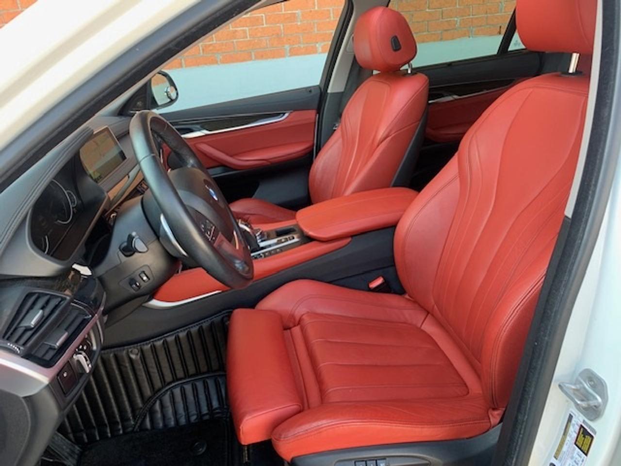 2016 BMW X6 xDrive35i Photo