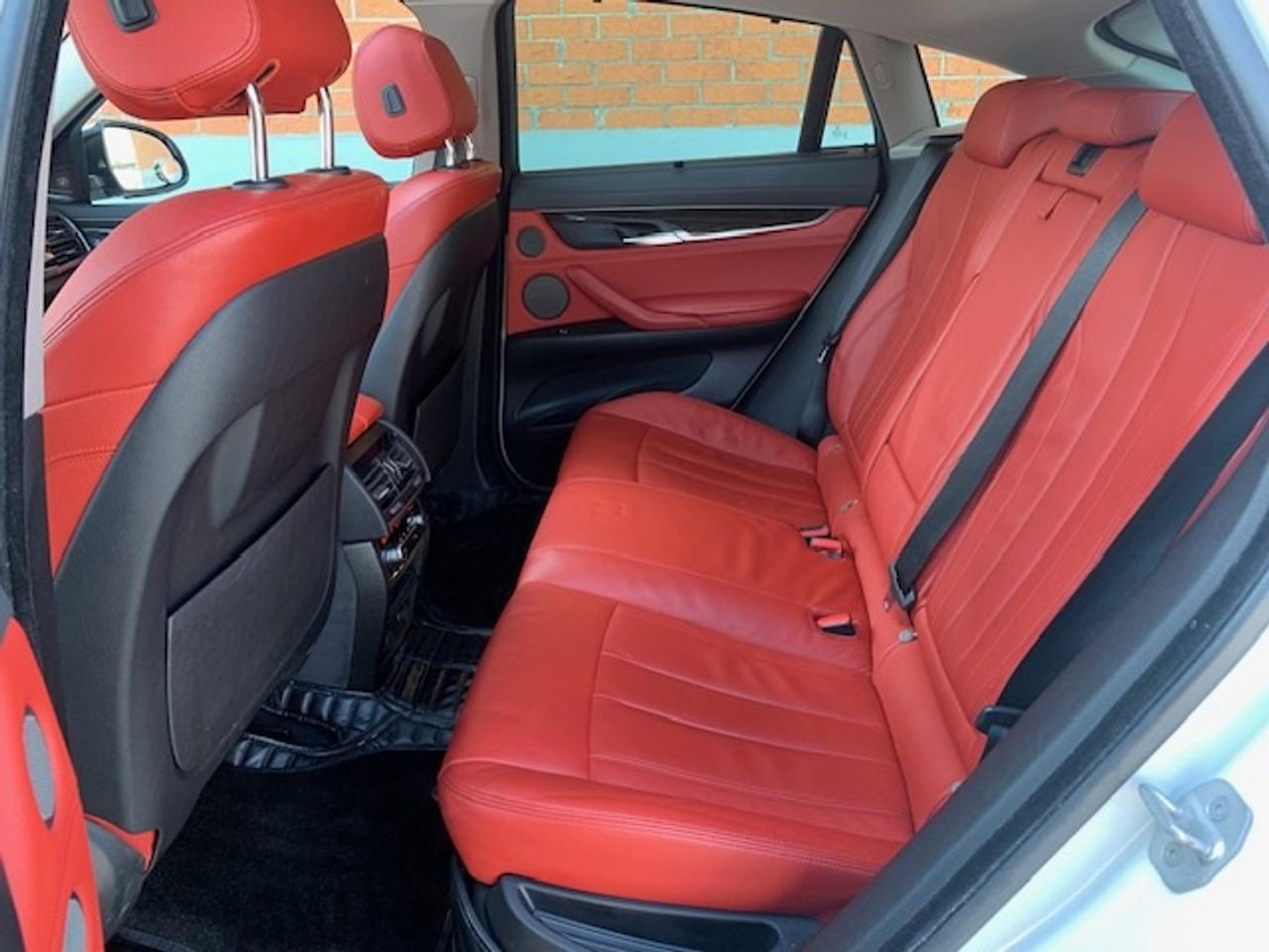 2016 BMW X6 xDrive35i Photo