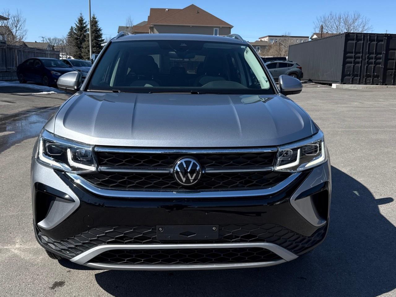 2024 Volkswagen Taos Highline 4MOTION Photo