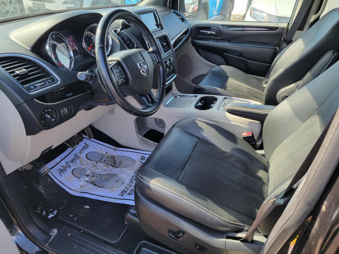 2019 Dodge Grand Caravan SXT Premium Plus Photo