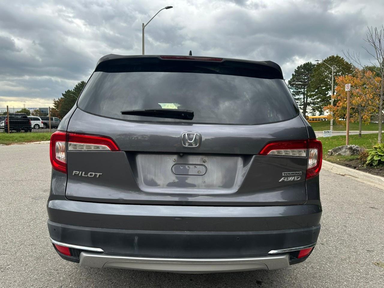 2019 Honda Pilot Touring 8-Passenger AWD Photo