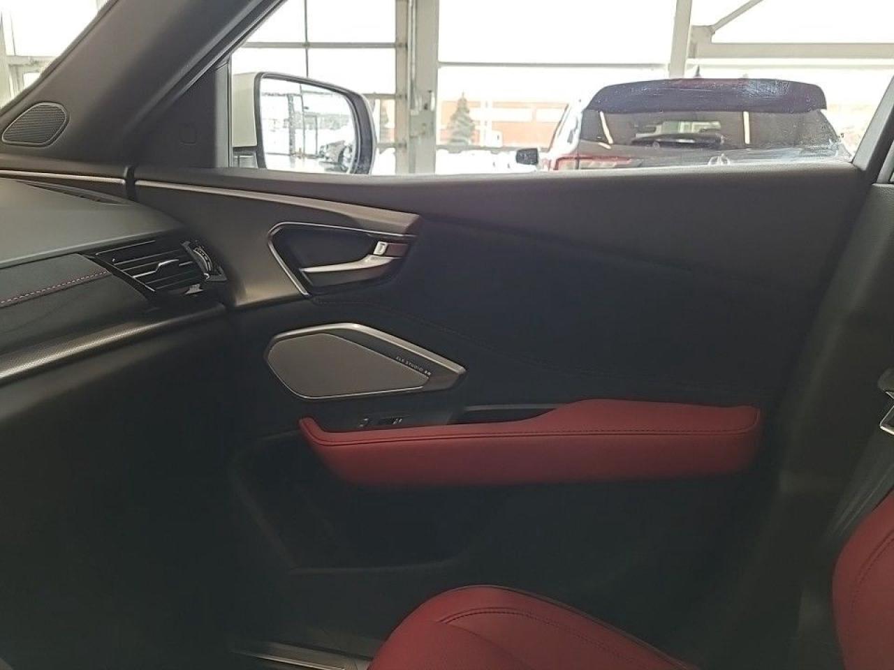 2024 Acura RDX A-Spec AWD (7 Year 160K Factory Warranty Incl) Photo