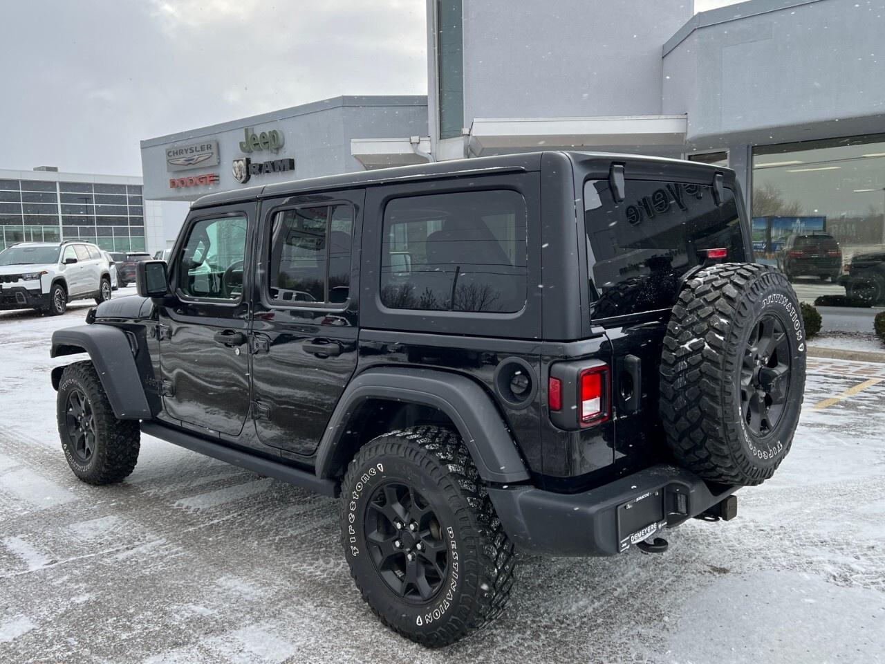 2022 Jeep Wrangler UNLIMITED WILLYS 4X4 Photo