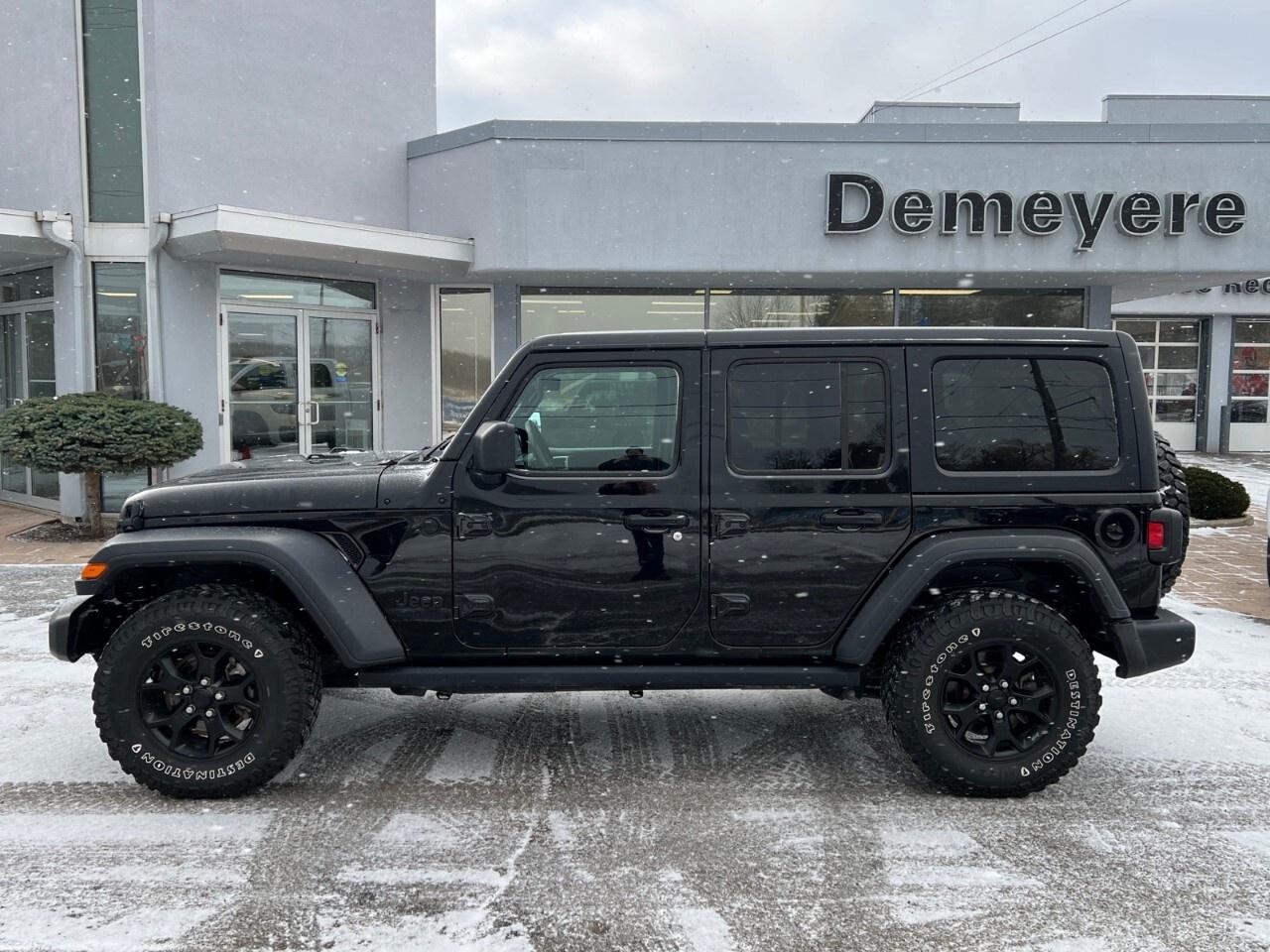 2022 Jeep Wrangler UNLIMITED WILLYS 4X4 Photo