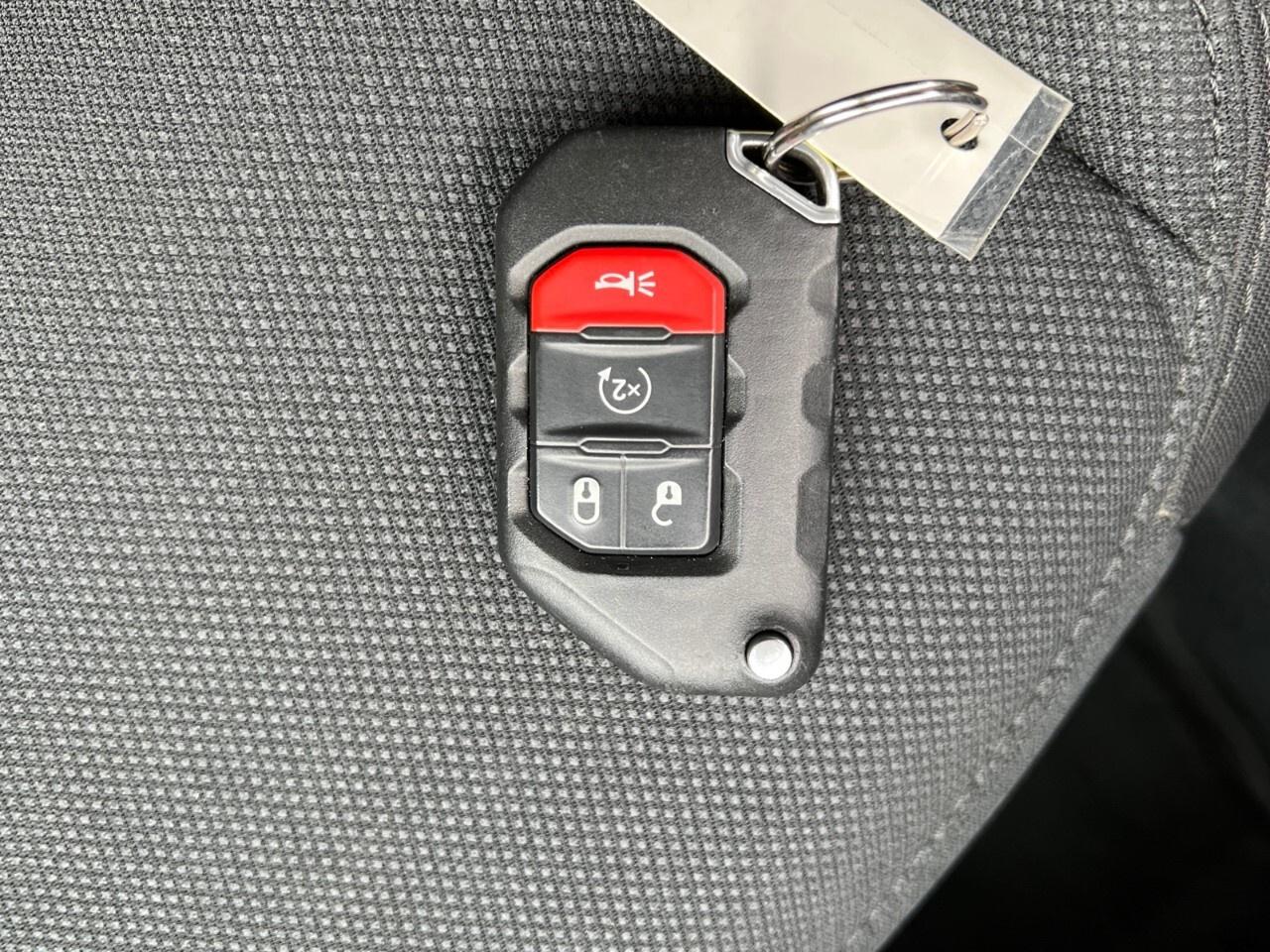 2022 Jeep Wrangler UNLIMITED WILLYS 4X4 Photo