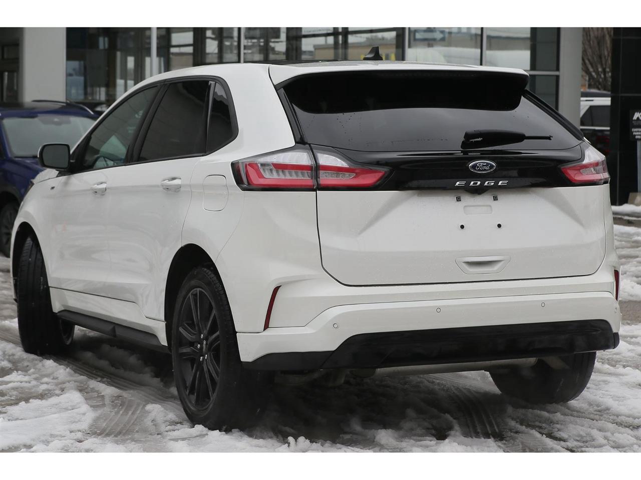 2024 Ford Edge ST-Line - AWD - Navigation - Leather Seats - Pano Roof - Dual Zone Climate - Adaptive Cruise Photo