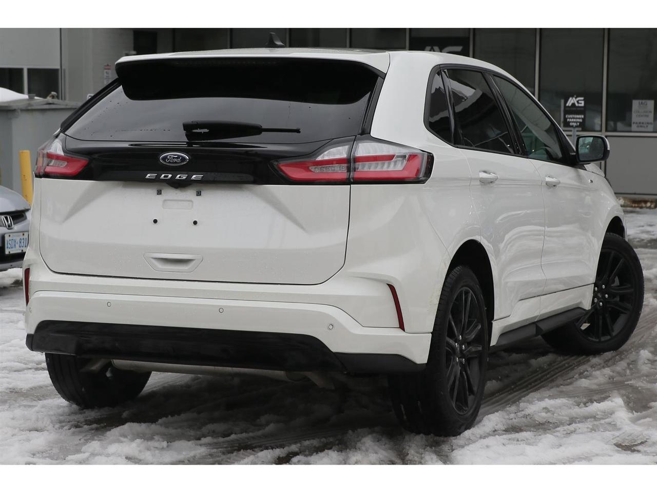 2024 Ford Edge ST-Line - AWD - Navigation - Leather Seats - Pano Roof - Dual Zone Climate - Adaptive Cruise Photo