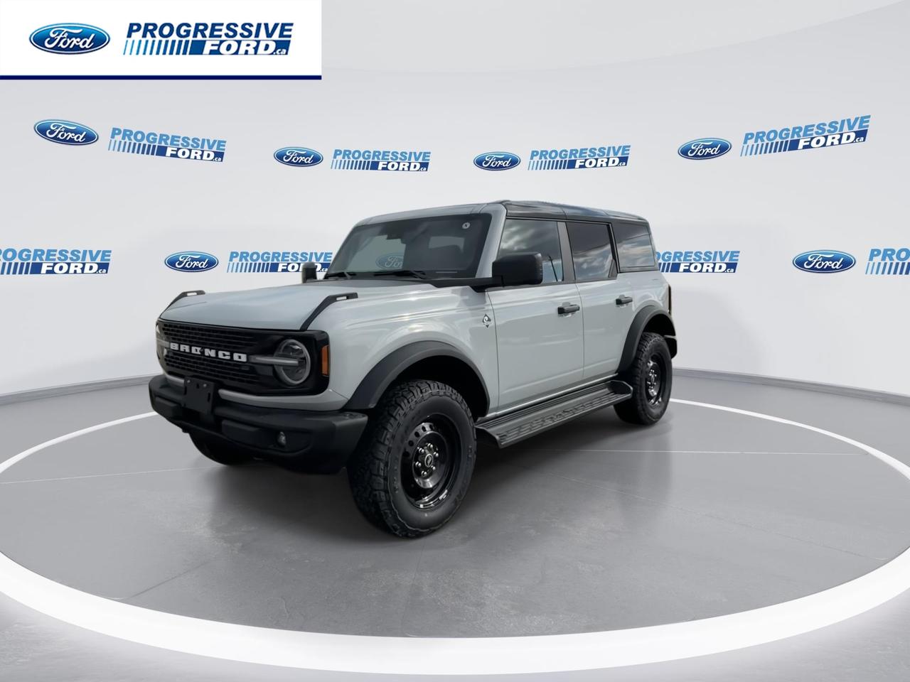 2026 Ford Bronco Outer Banks 4dr 4x4 Photo3