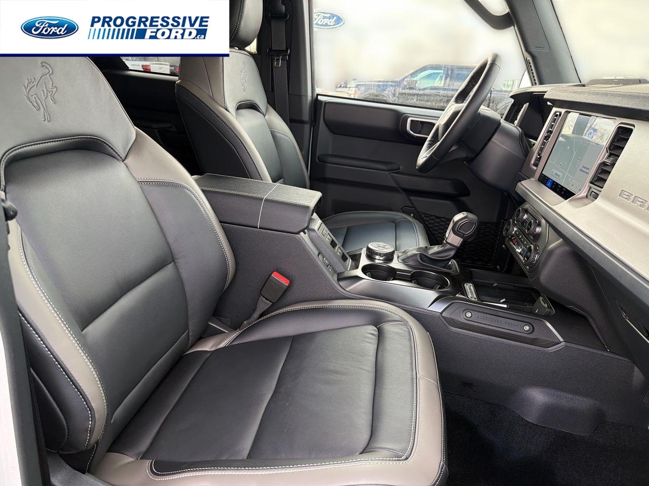 2026 Ford Bronco Outer Banks 4dr 4x4 Photo