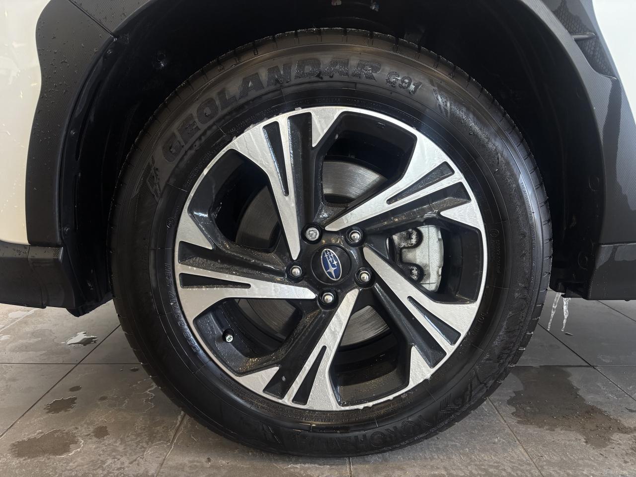 2024 Subaru Crosstrek TOURING 2.0L   CLEAN CARFAX   ONE OWNER   LOW KM Photo