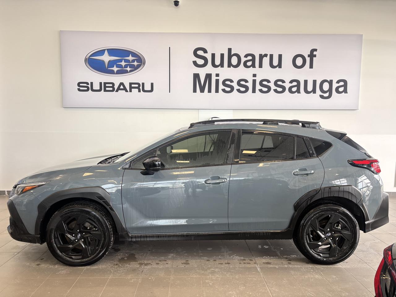 2024 Subaru Crosstrek ONYX 2.5L   LOW KM   ONE OWNER   CLEAN CARFAX Photo