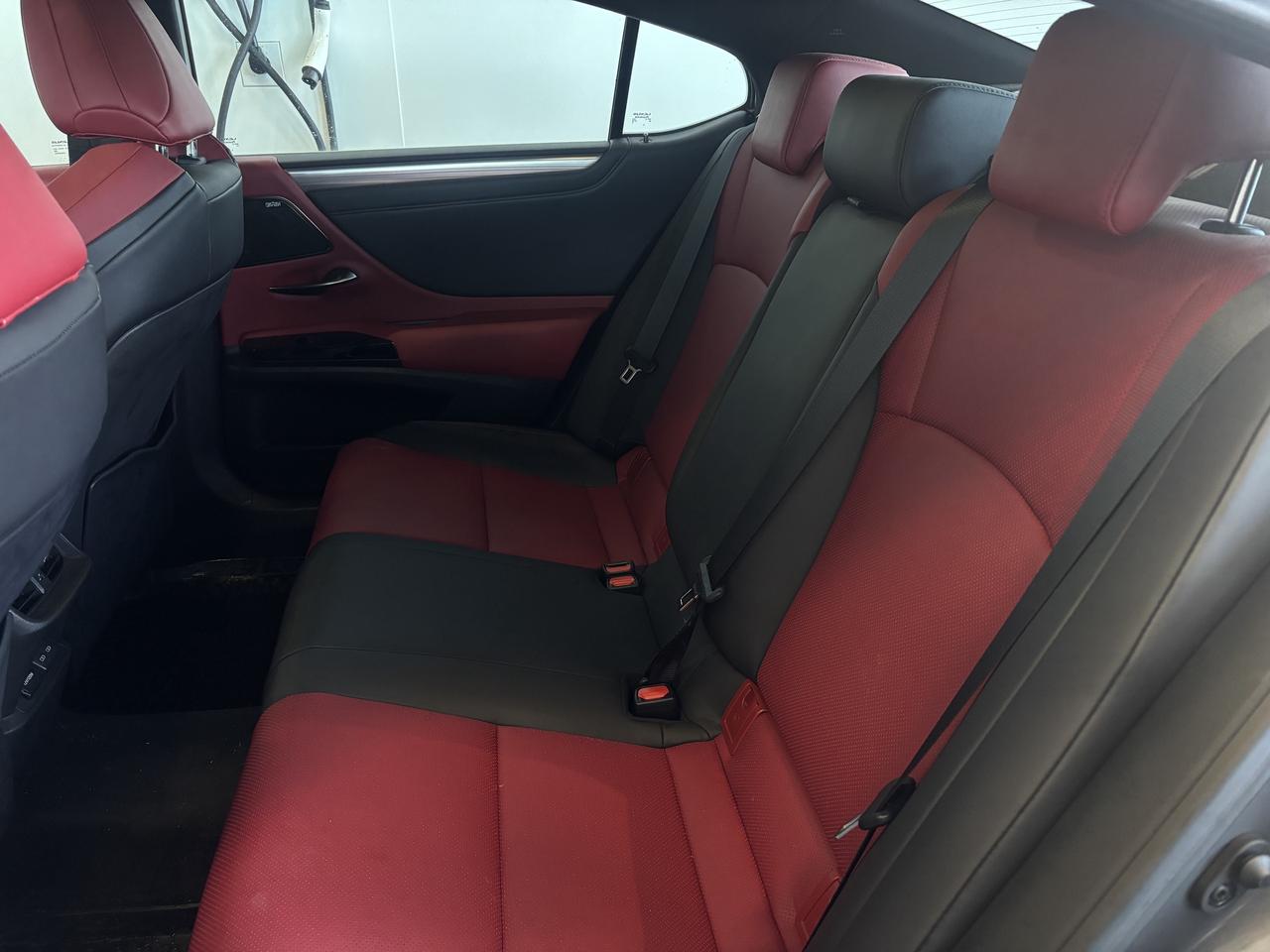 2024 Lexus ES 300h ES300h F SPORT   CLEAN CARFAX   ONE OWNER   HYBRID Photo