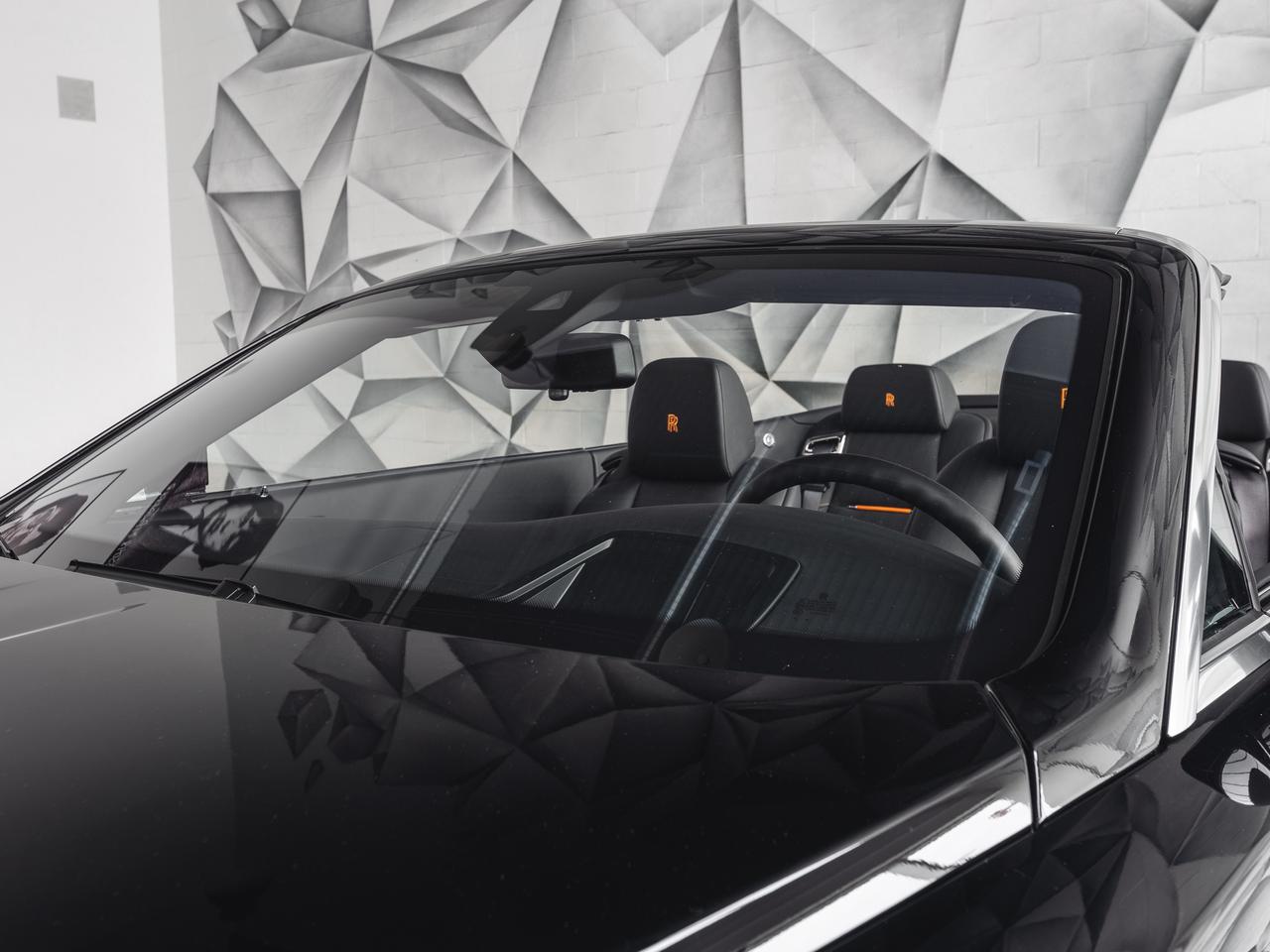 2018 Rolls-Royce Dawn Convertible Photo