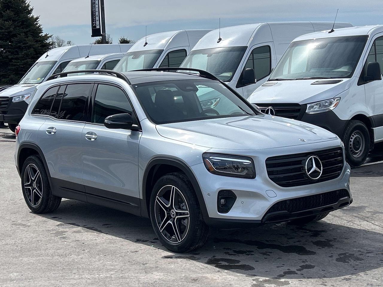 2025 Mercedes-Benz GLB 250 4MATIC Photo