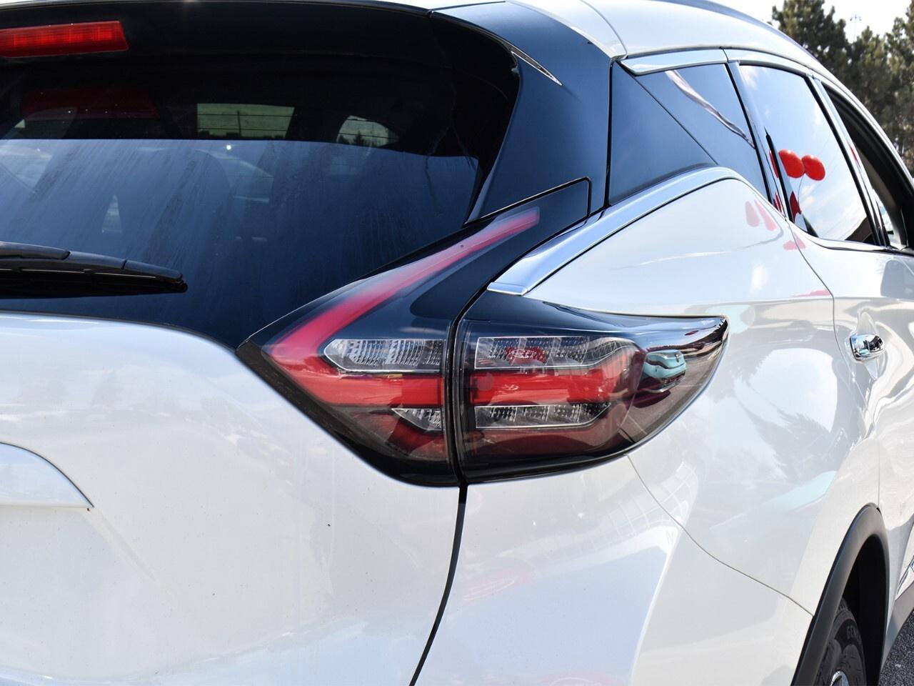 2021 Nissan Murano APPLE CARPLAY, HEATED SEATS, REAR VIEW MONITOR Photo