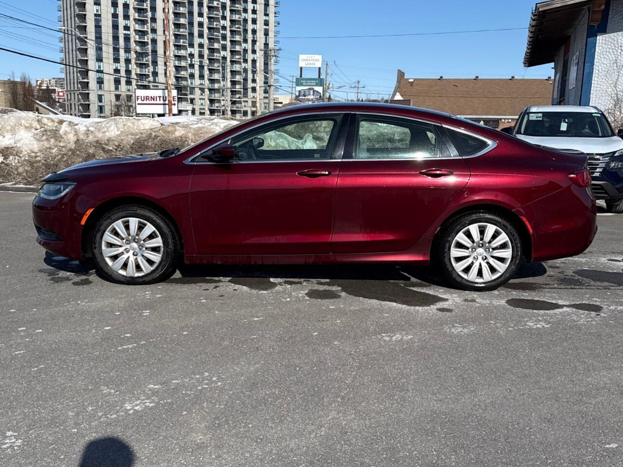 2016 Chrysler 200 LX   LOW KM   NO ACCIDENTS Photo